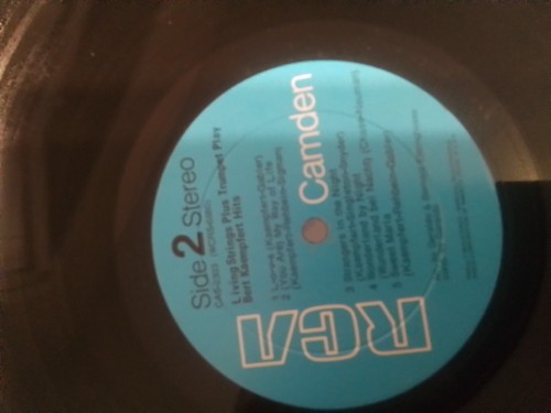 Living Strings Plus Trumpet-Play Bert Kaempfert Hits (Vinyl 1969) T - Picture 4 of 8