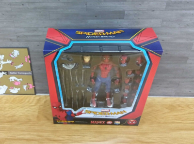 MAFEX No.047 SpiderMan Homecoming Version Action Figure FROM