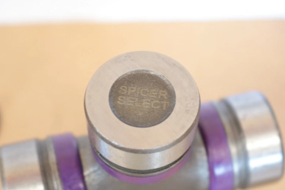 Eje eje junta en U Dodge W100 serie W150 OEM Dana Spicer diestro o derecho 1972-1993 Foto 4 de 4