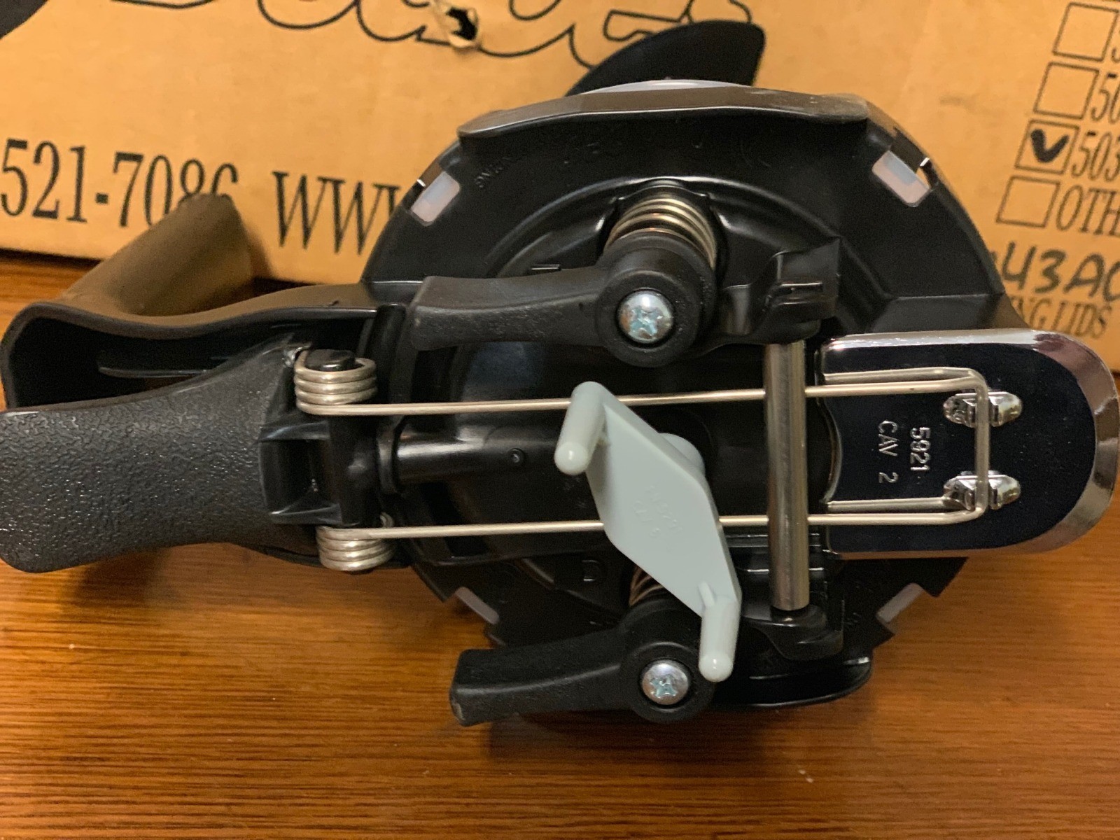 *NEW* Paint Mixing Lid with Agitator Quart Top, Dedoes 503100, Case of