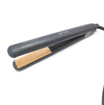 ghd Haarglätter Glätteisen Haarpflege Stylinggerät schwarz professionell glatt
