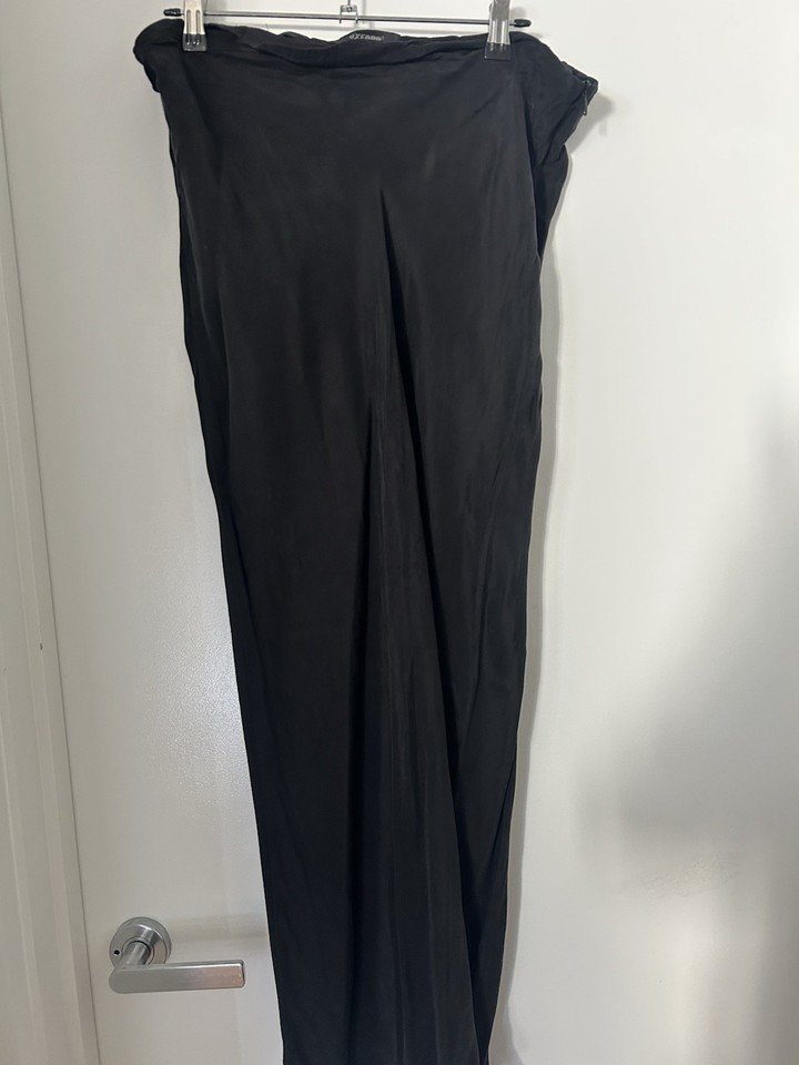 Oxford Women’s Black bias cut slip midi skirt Cupro/Viscose Zip Closure Size 14