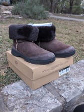 Women's UGGs Ultimate Tas Size 12