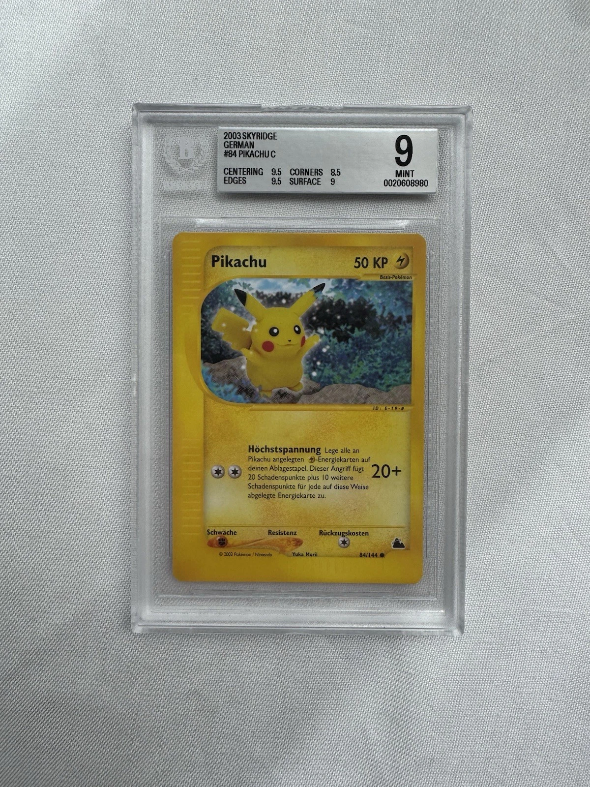 Pikachu - Skyridge #84 Price & Value ($224.15) | PokeScope