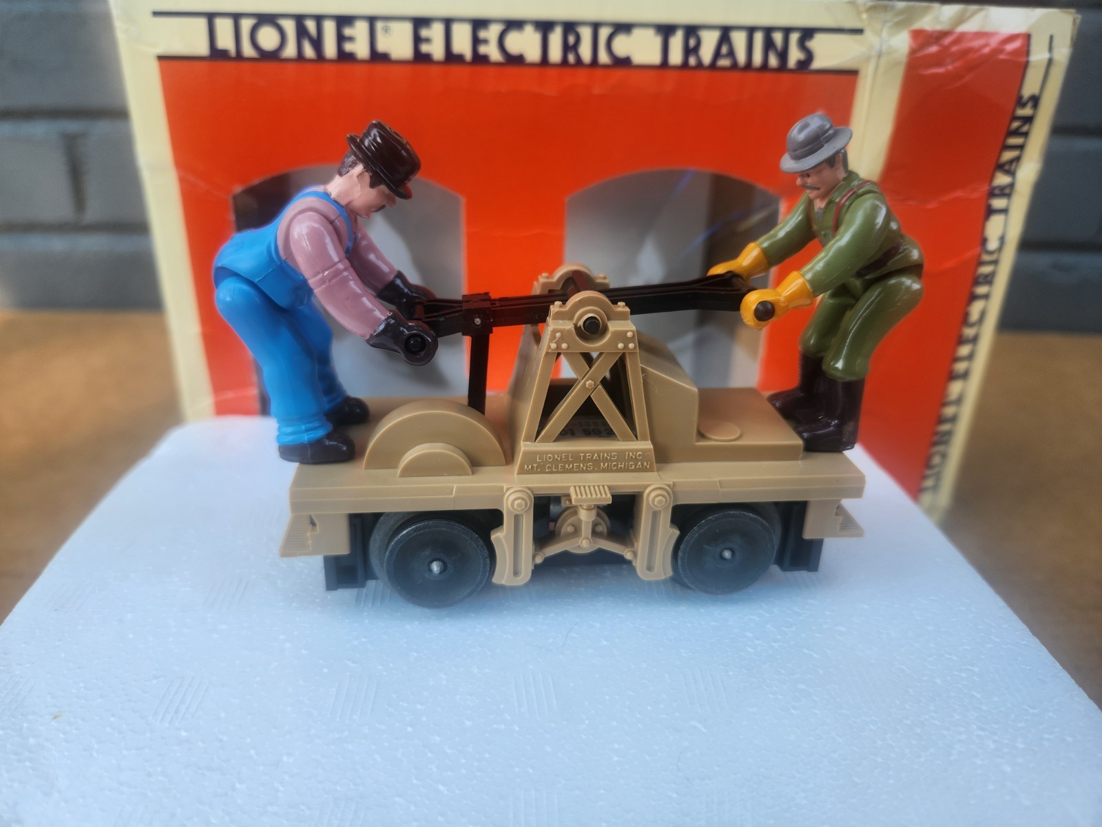 Click here to see eBay Auction