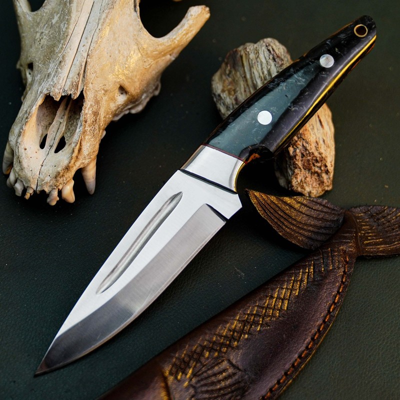 8.8" D2 Steel Hunting Knife Full Tang Resin Handle Blade Wood Handle Sheath