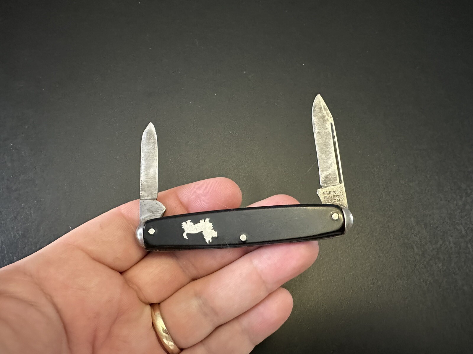 Vintage Fairmount Cutlery Co. Scottish Terrier Shield, Folding Pocket