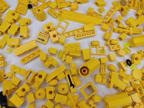 Lego Building Brick Lot 8.4 Ounces Assorted Yellow Bricks Legos - Picture 8 of 19