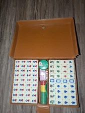 Vintage Chinese MahJong Double Tone 144 Tiles Traveling Game Case Unopened