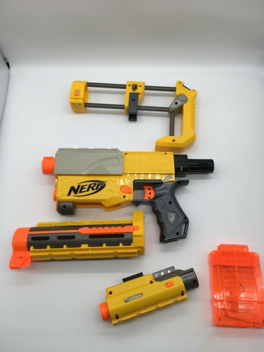 Nerf N-Strike Elite Recon CS-6 with barrel extension, light