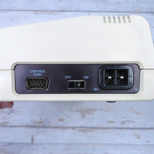 Commodore Vic 20 Computer Gaming w/ Power Supply & Box Sleeve Powers On Untested - Photo 11/22