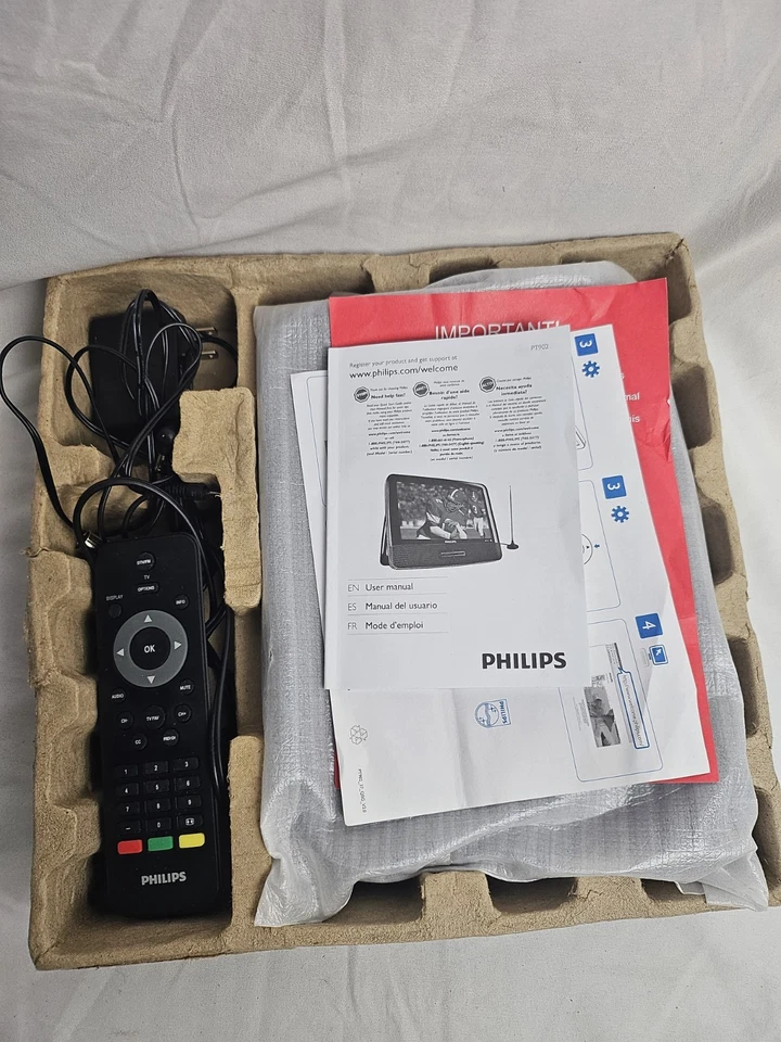 Philips PT902 9" HD LCD Television Radio - Image 3 of 4