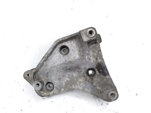 BMW X5 E70 Klimakompressorhalterung 7799863 2.99 Diesel 173kw 2008 27714839