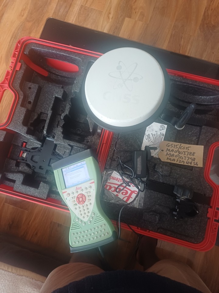 Leica GS15 GPS GNSS RTK SmartNet RTK Rover Kit w/ CS15 Data Collector ...