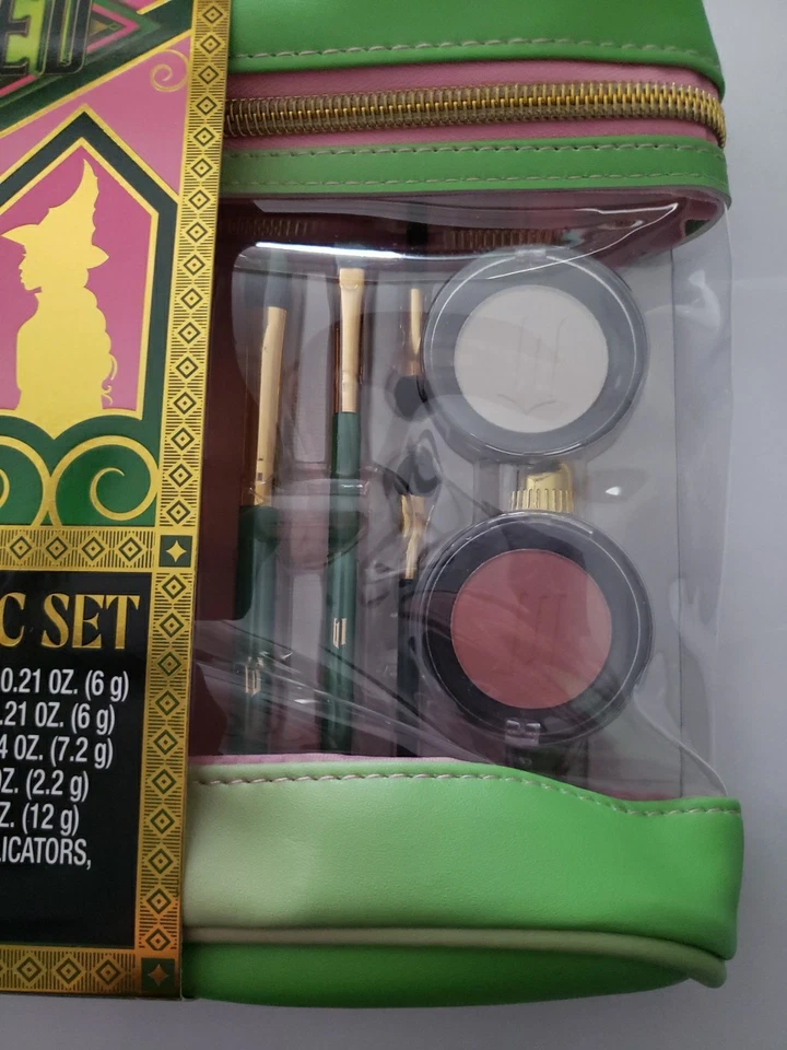 Movie Wicked 21pc Vanity Cosmetic Set Gilda & Elphaba Amazing Beauty Collection  - Image 4 of 4