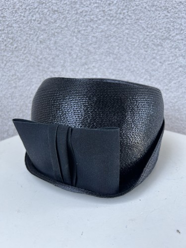 Vtg Cloche Hat Black Straw Ribbon Bow 21” Otti Moll - Picture 7 of 9