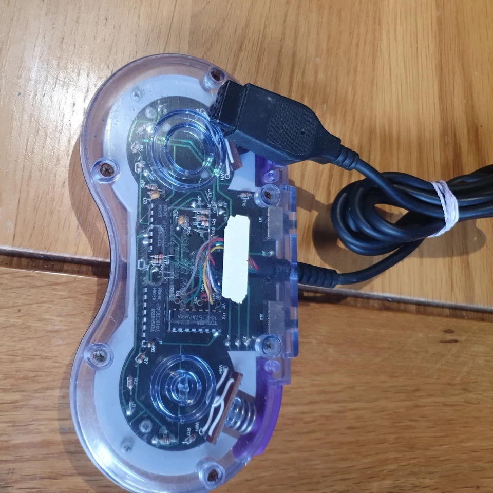 Retro Gamepad Bundle all working order free post - Image 3 of 4