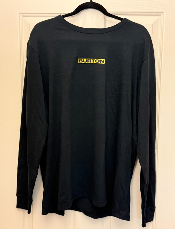 Burton 'From Burton to the World' Black Long Sleeve Shirt Size XL