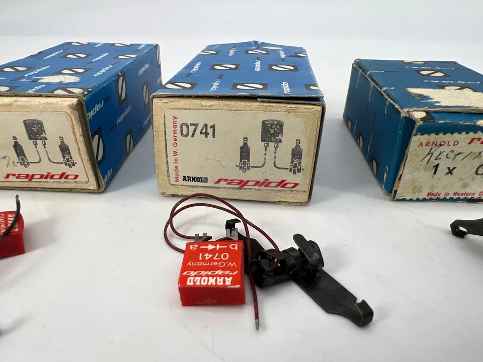 Arnold Rapido #0741 Escala N Rectificador de Pista Clips Terminal (3) Juegos con Caja Foto 3 de 4