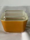 Old Orchard Vintage PYREX Refrigerator Dish 501 B with Lid 1-1/2  Cup