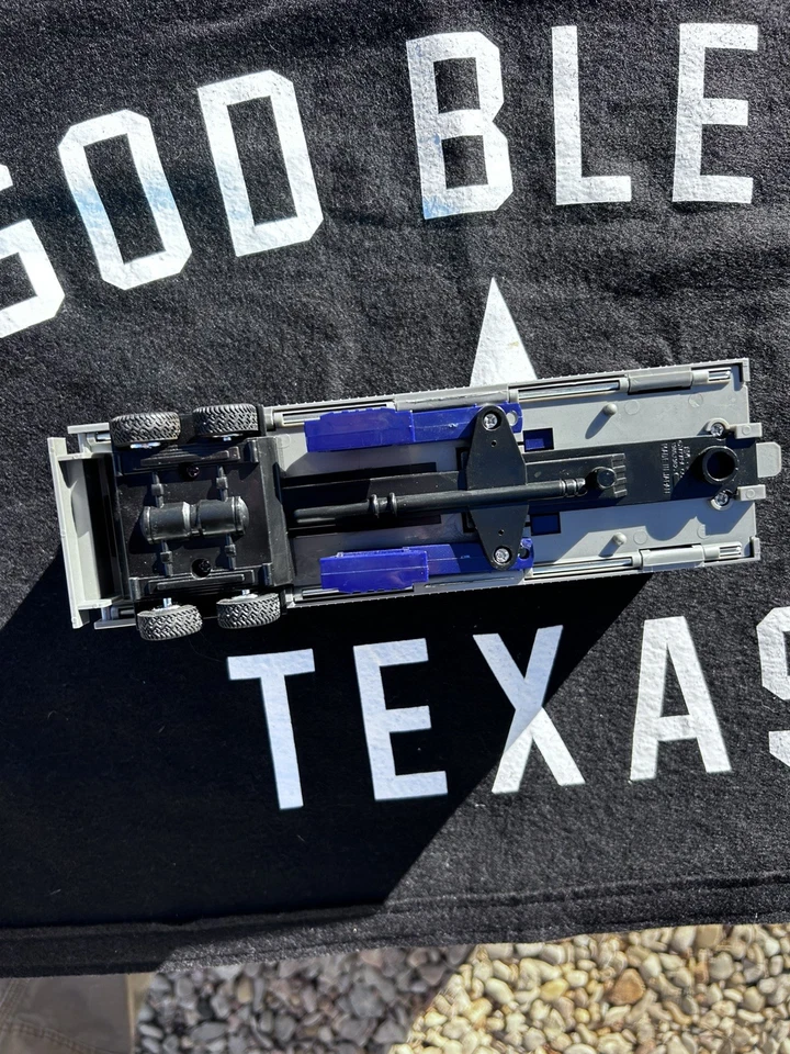 Optimus Prime Trailer AZUL CLARO Apenas Vintage 1985 G1 Transformers Hasbro - Imagem 2 de 4