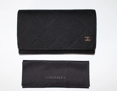CHANEL BRILLENETUI SONNENBRILLEN BOX Rautenstepp, tiefschwarz, neu, unbenutzt - Bild 1 von 4