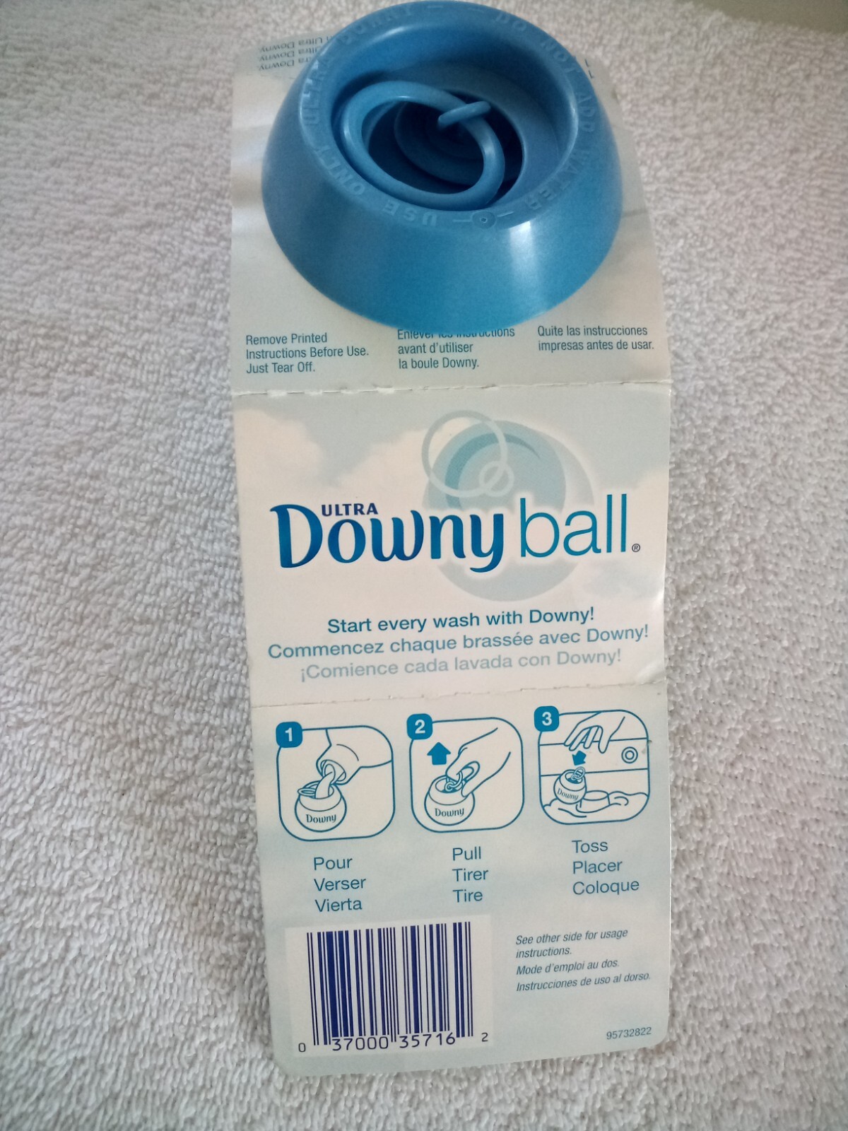 Ultra DOWNY BALL FABRIC SOFTENER DISPENSER, NEW, mediumlargeextra