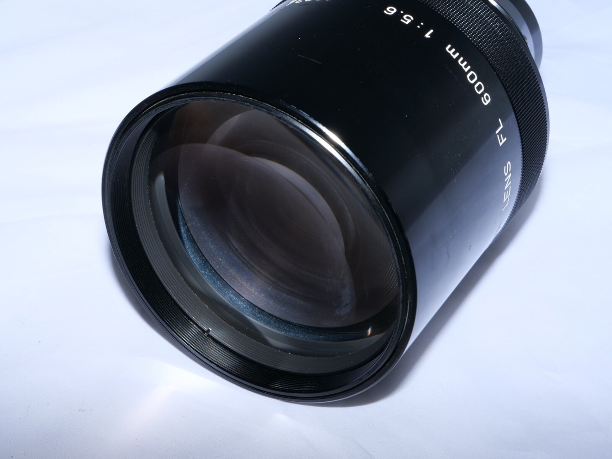 Vintage Canon FL 600mm f5.6 Telephoto Lens. Canon Focusing Vintage Canon FL 600mm f5.6 Telephoto Lens. Canon Focusing
