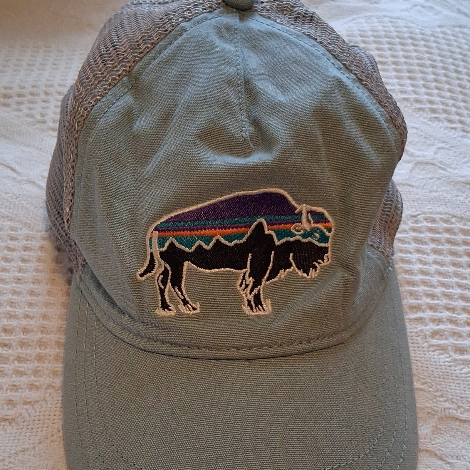 Buffalo Embroidery Men