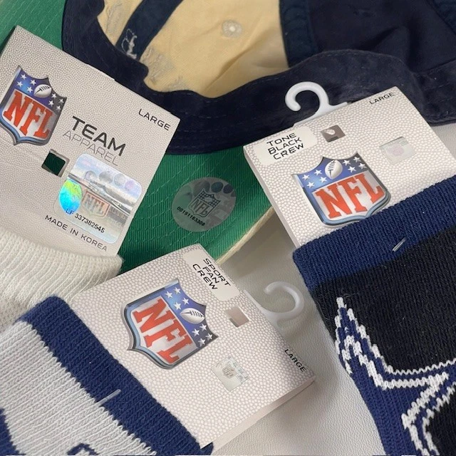 Lote de 3 pares de gorras y calcetines de colección de los Dallas Cowboys ropa del equipo de la NFL - sin usar con etiquetas Foto 2 de 4