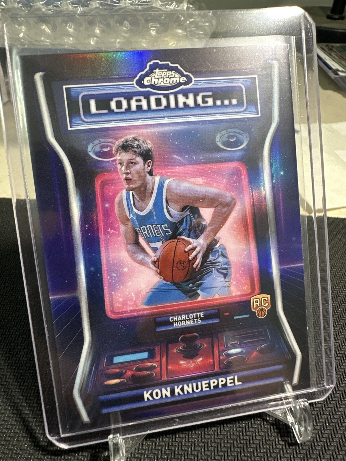 2025-26 Topps Chrome Kon Knueppel Loading Refractor RC Charlotte Hornets Rookie