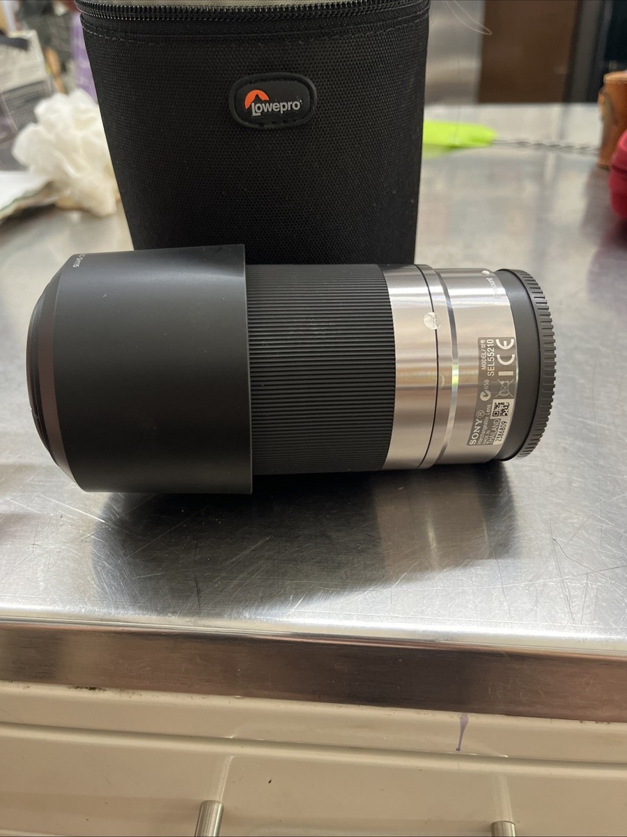 Sony E F4.5-6.3 55-210mm Lens for Sony E-Mount cameras - Silver