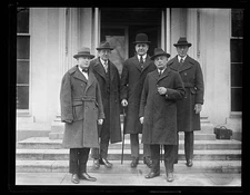 Pres Harding talked over farm legislature several Senators other interested