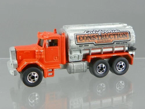 Vintage 1979 Hot Wheels Diecast Peterbilt California Construction Tanker Truck