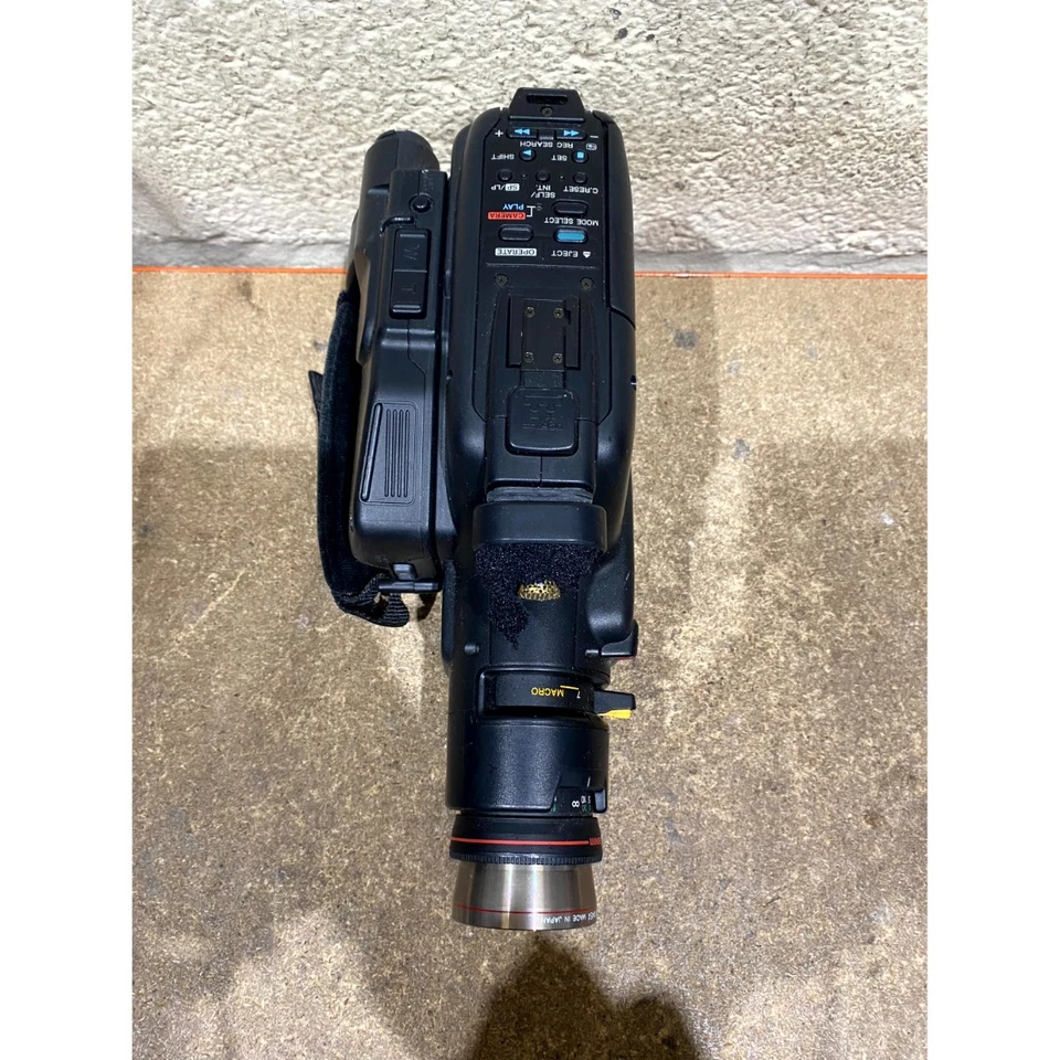 Canon Canovision E60E 8mm Video Camcorder Black Built-in Microphone 8x Zoom 6-V - Image 3 of 4
