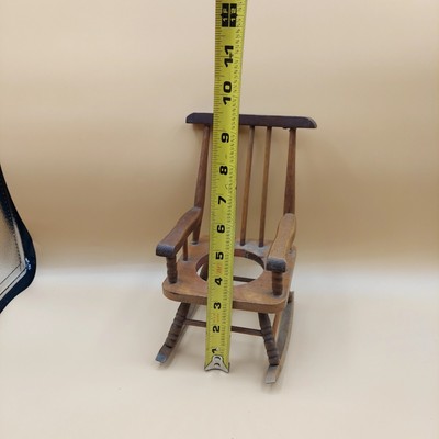 Rocking chair with hole in seat hotsell