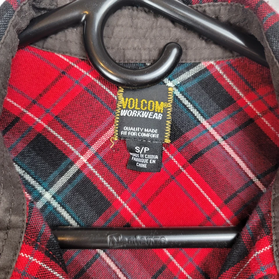 Volcom Workwear Flannel Shirt Red Black Plaid Long Sleeve Buttond Shoulder Strap - Image 2 of 4
