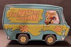 Vtg. 1998 Scooby Doo Mystery Machine Hinged Metal Box Shaggy Velma Daphne Fred — photo 1