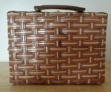 Vintage woven box handbag