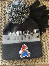 Nintendo Super Mario Black And Red Pom Beanie Hat And Gloves Set Kids NEW