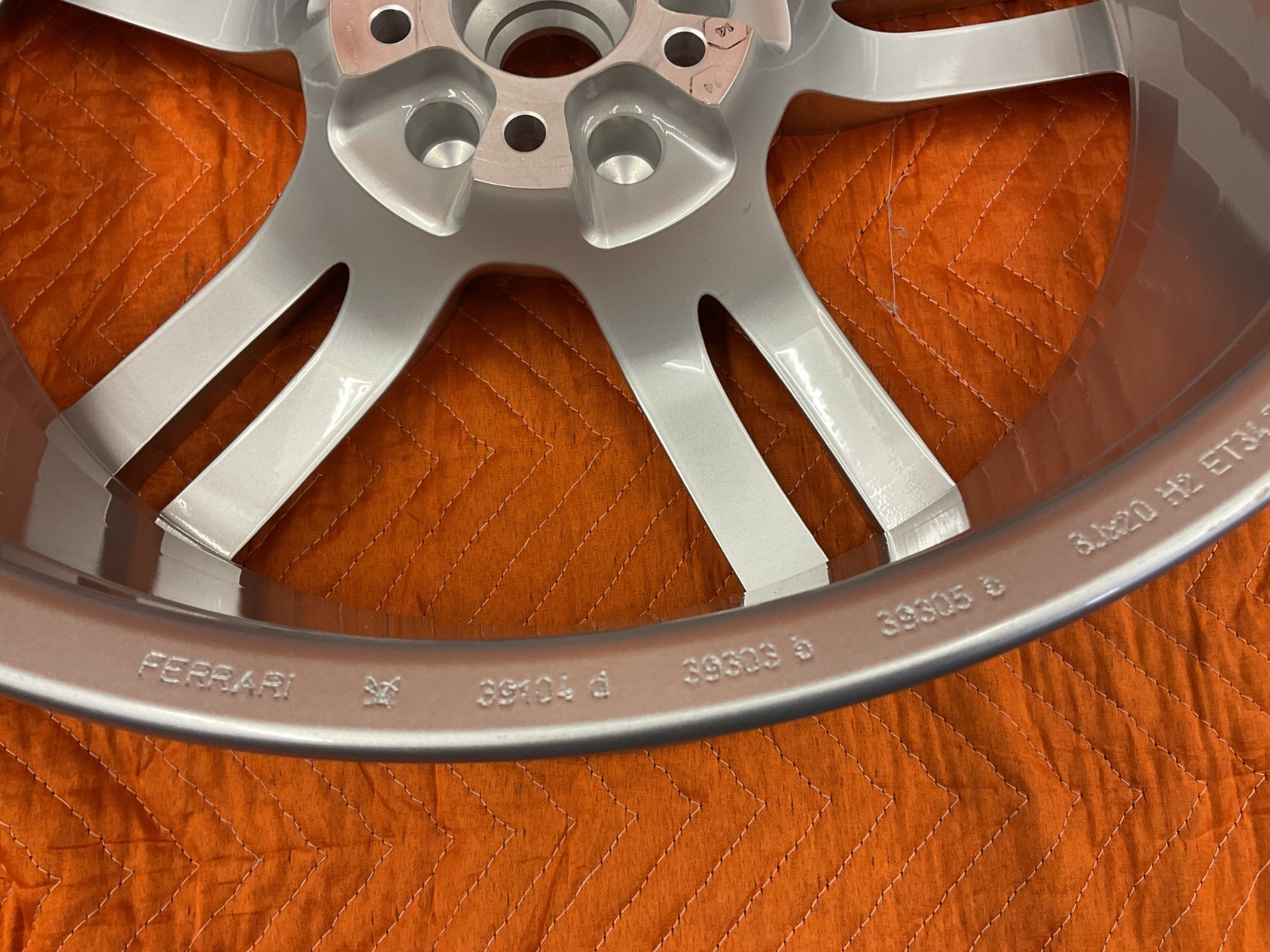 Ferrari Roma FRONT Wheel P/N 866482