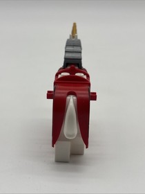 Lego Lion Barding White Horse Castle Minifigure  10223 Clips MINT Complete 7947