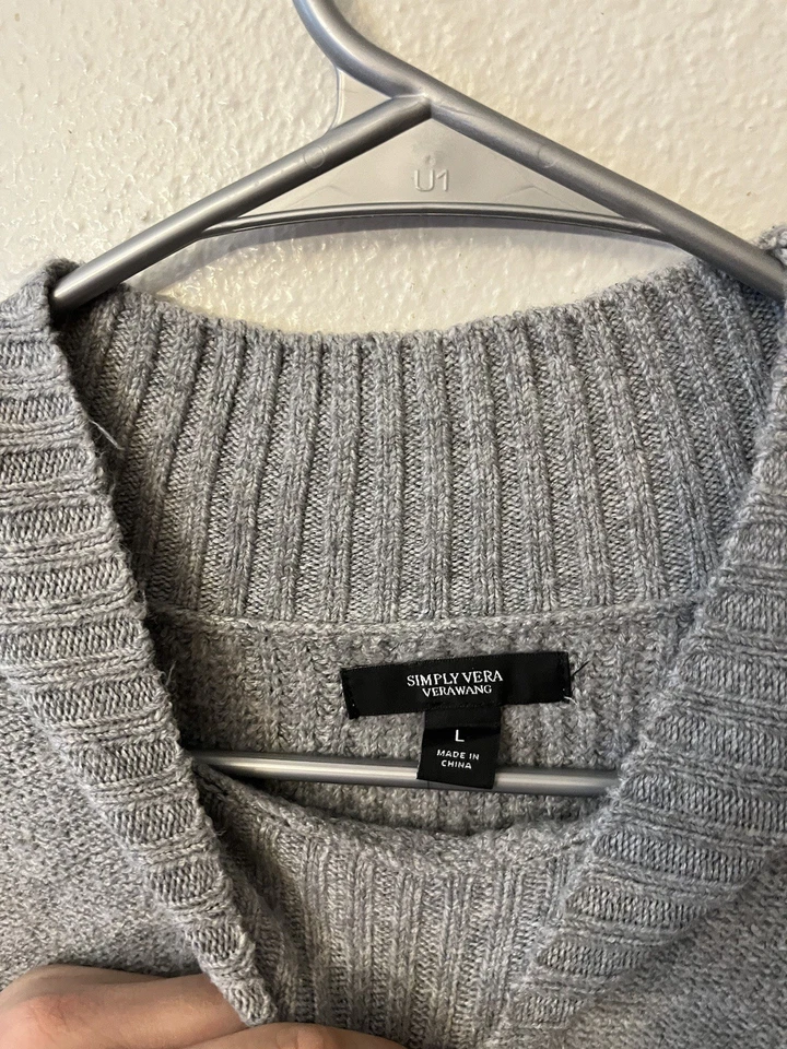 Suéter Simply Vera Wang Mezcla Tejido Cuello Simulado Gris en Mujer Talla Grande Foto 3 de 4