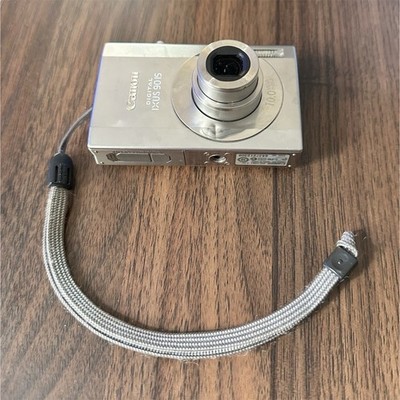 Canon Digital IXUS 90 IS Camera