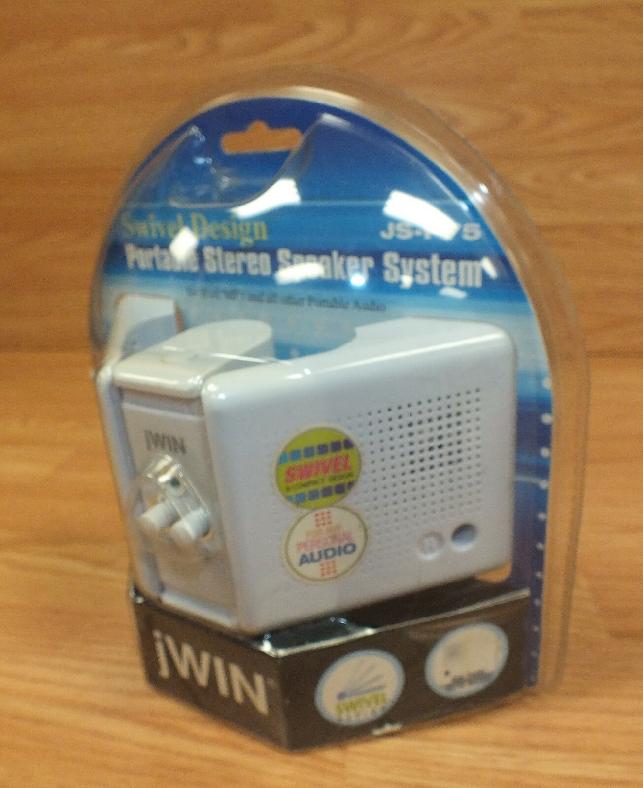jWIN JS-P75 iPod, MP3, Computer, & All Portable Audio Device Stereo Speakers 