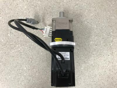 Yaskawa SGMAH-02AAF41 Servo Motor w/ Apex Dynamics AB060-S1-P2 Gear Head New