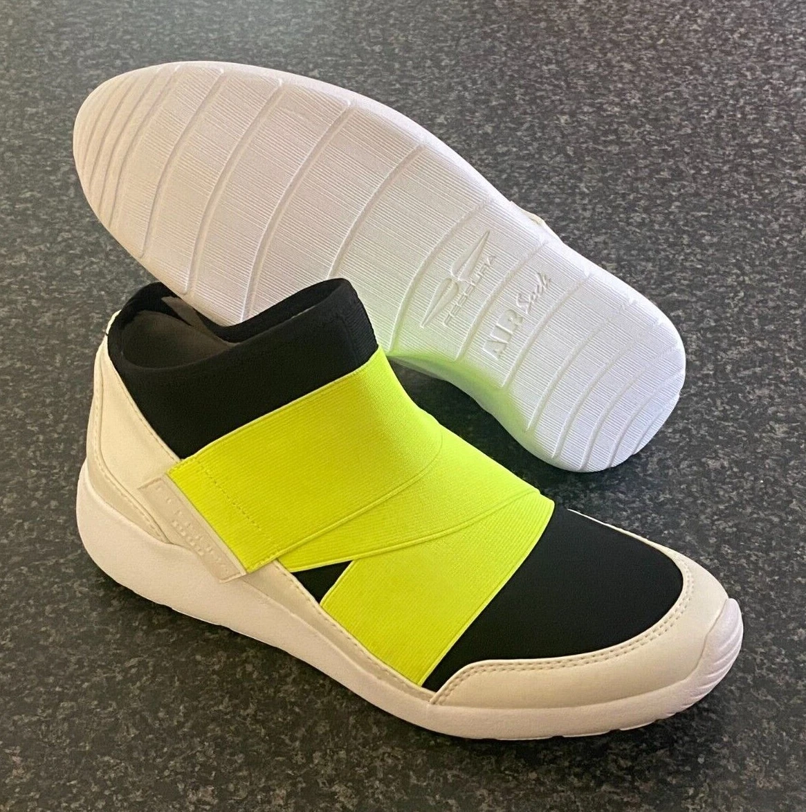 Sneakers fessura shop