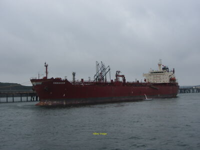 Foto 12x8 Endeavour at Milford Haven c2012