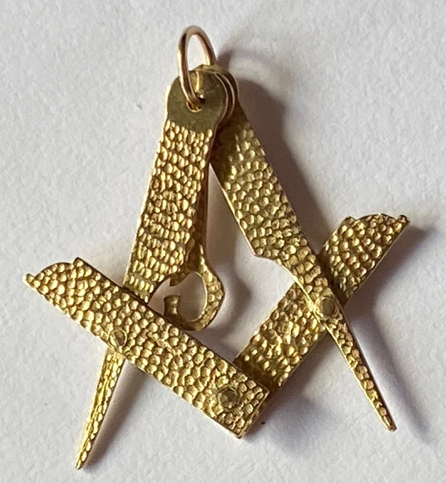 LARGE ANTIQUE VINTAGE 9CT GOLD FOLDING MASONIC PENDANT FOB SQUARE COMPASS G - Image 2 of 4