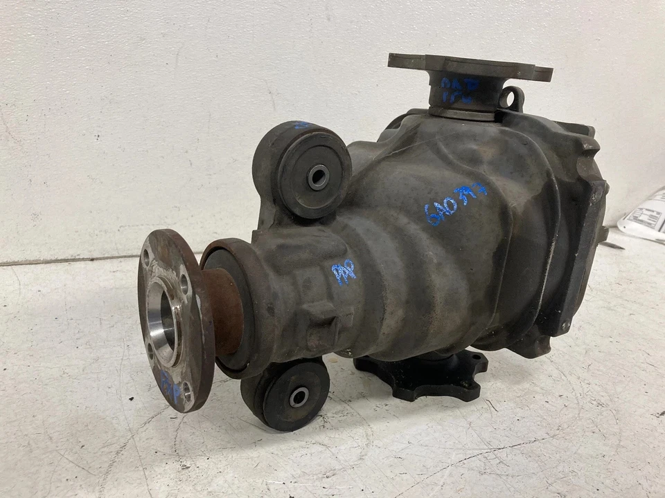 2007-2015 Nissan Armada Rear Axle Differential Carrier Assembly 3.36 Ratio OEM Foto 3 de 4